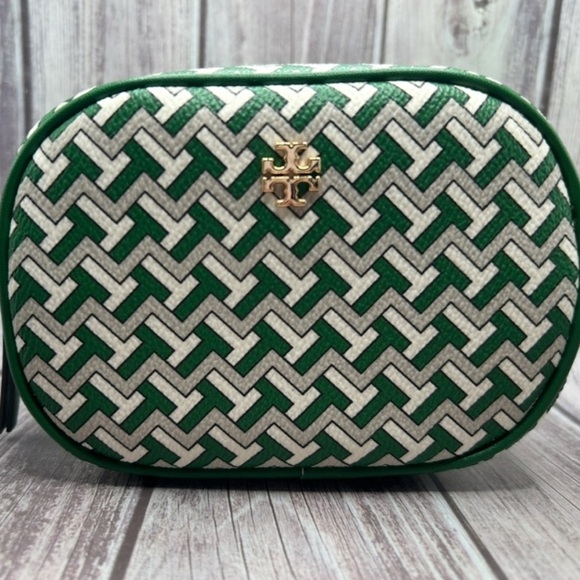 Tory Burch Handbags - NWOT Tory Burch zip cosmetic case